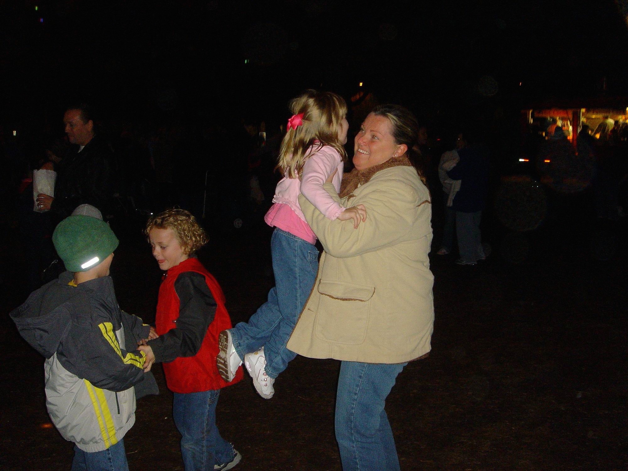 2005-12-22-29 Trail of Lights.jpg